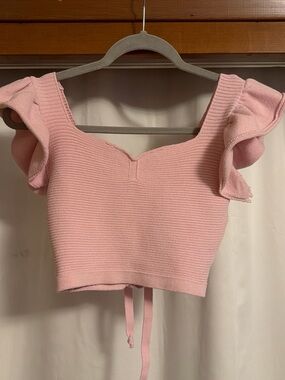 Feminine Pink Ruffle-Sleeve Knit Crop Top